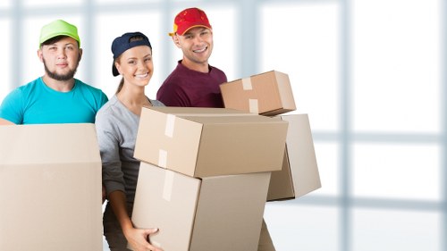 Moving truck service for homes in Dulwich
